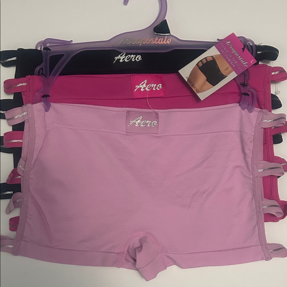 Aeropostale Pink and Black Seamless Boyshorts